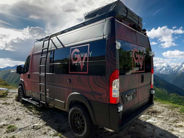 Luxury Adventure Campervan - Red